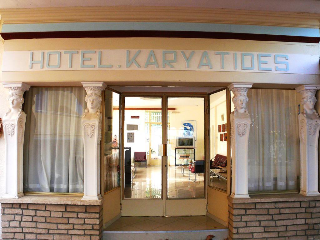 Hotel Karyatides Agia Marina  외부 사진