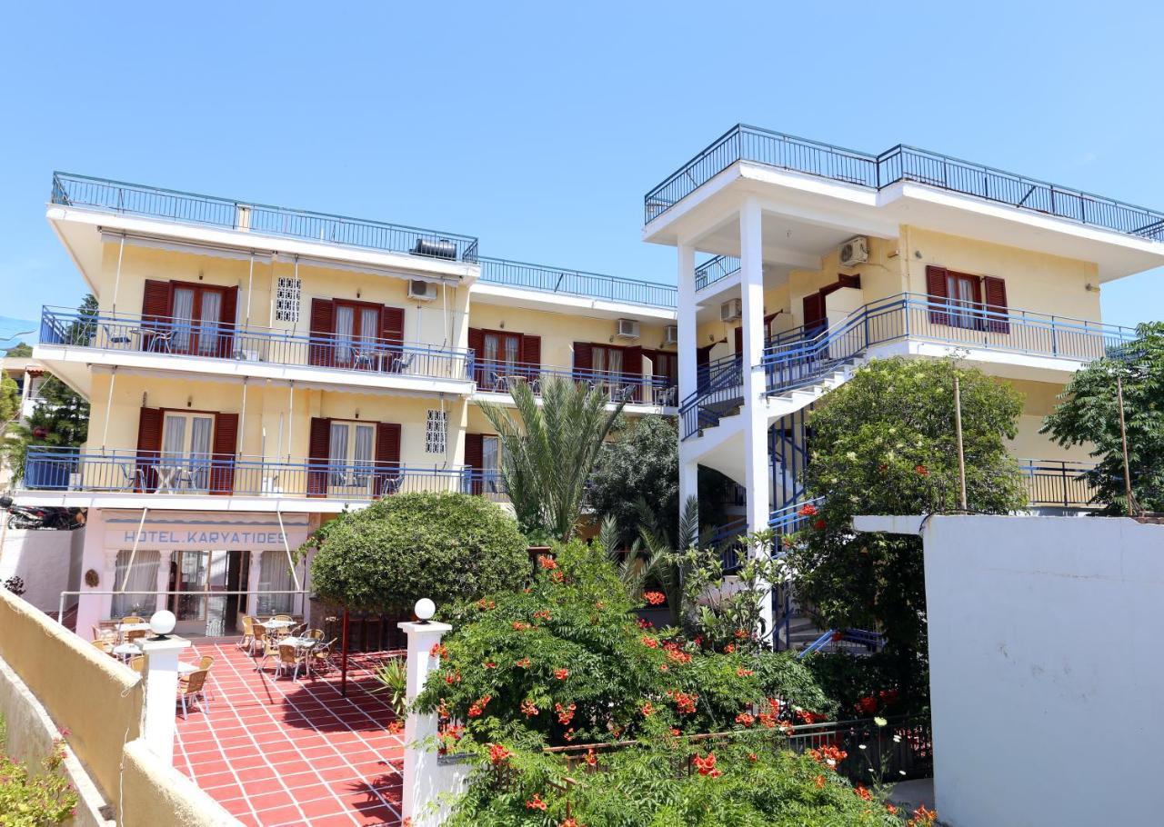Hotel Karyatides Agia Marina  외부 사진
